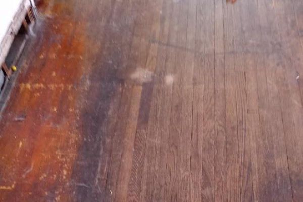 hardwood-floor-repair-378D68F8E-9122-E9D4-D3C5-A80C66C803A7.jpg